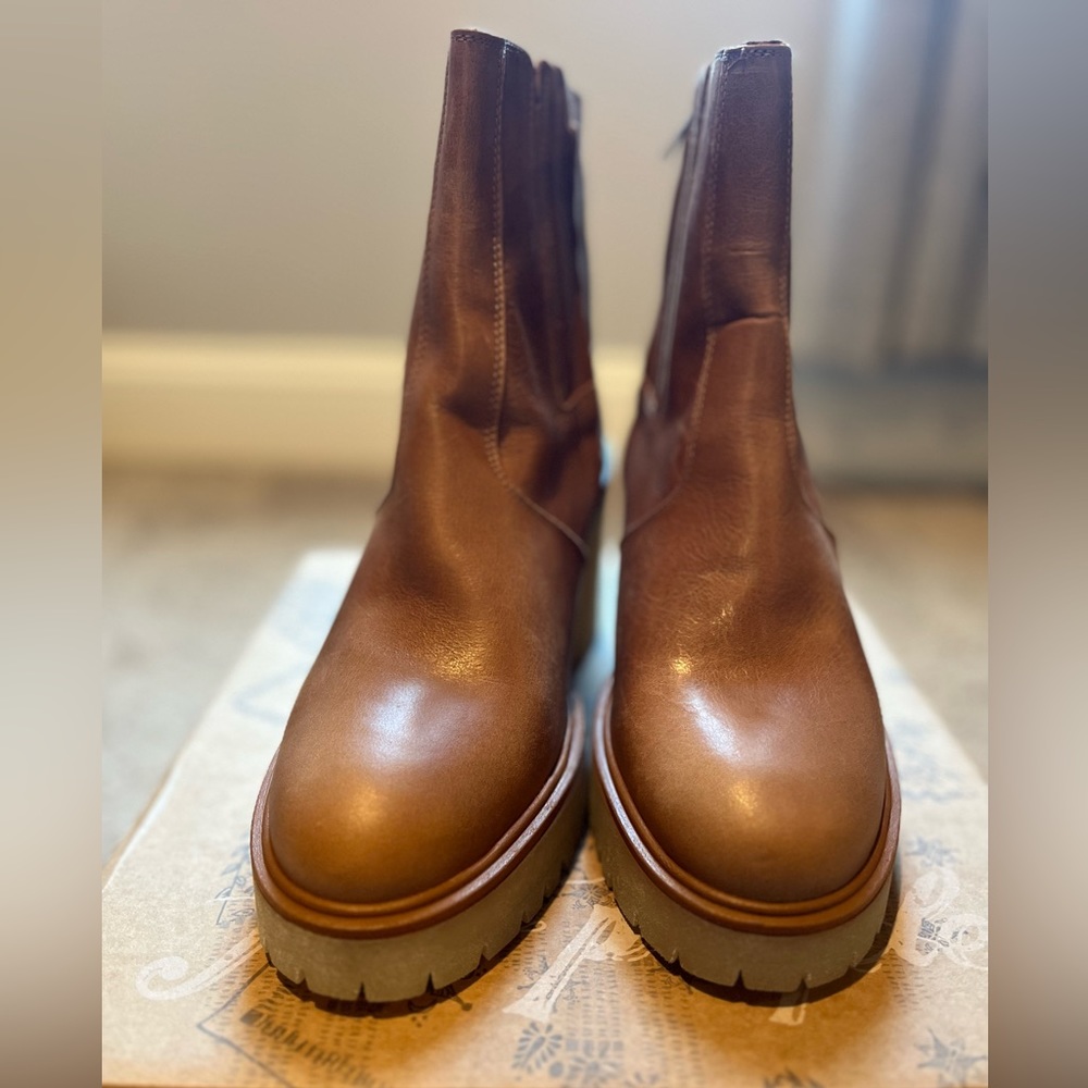 Free People Tan Leather James Chelsea Boot NIB - Picture 10 of 16
